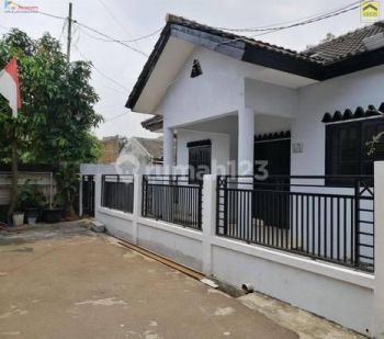 Rumah Dalam Perumahan Dipamulang Bintaro Dekat Stasiun Sudimara