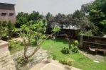 thumbnail-disewa-rumah-besar-konsep-villa-area-pondok-labu-10