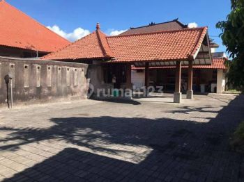Rumah area renon jl tukad sungi hitung tanah saja