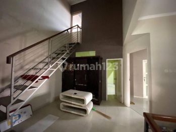 Rumah 3 Lantai Siap Huni di Bekasi Harga Terbaik Bisa Kpr J17513