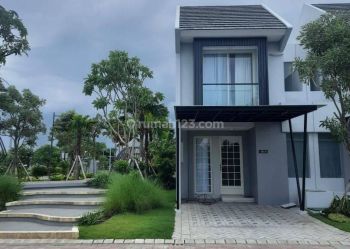 Furnish disewakan Rumah Baru Gress Grand Pakuwon Tandes