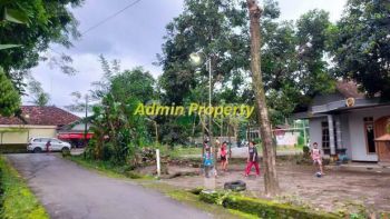 Tanah Murah Akses Mobil Simpangan, Dekat Uii