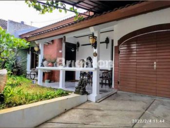 RUMAH DEKAT RS KARIADI