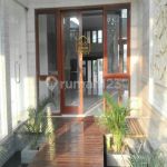 thumbnail-rumah-2-lantai-kondisi-tersewa-ada-pool-tenang-jalan-lebar-murah-5