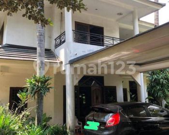 Rumah luas lokasi Duren Tiga cocok untuk cluster kecil