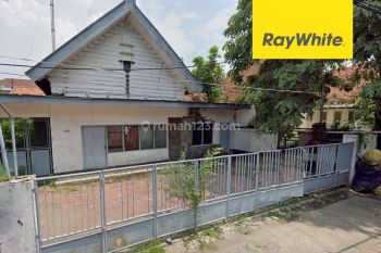 Rumah Dijalan Kangean Selangkah Dari Raya Gubeng Surabaya