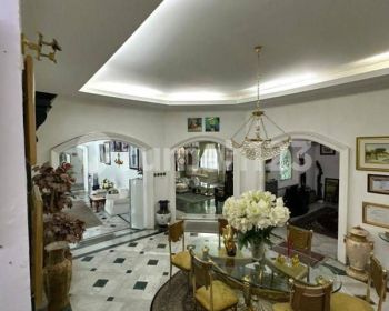 Nego Rumah Bagus Siap Huni Sangat Luas Kemang Jakarta Selatan SHM