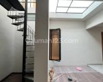 thumbnail-dijual-rumah-minimalis-modern-di-taman-holis-indah-bandung-1