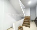 thumbnail-chandra-rumah-baru-uk-49x135m-full-renov-di-jelambar-9