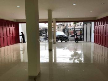 Disewakan Ruko Baru 4 Lantai Strategis di Mainroad Mohammad Toha.