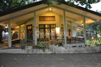 Rumah nuansa kebun siap huni dekat tol Beji M.Kahfi Jagakarsa