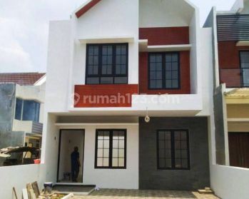 Rumah baru 2 Lantai murah strategis di ciracas Jakarta Timur