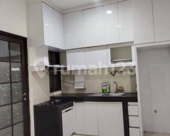 Disewakan rumah green village dengan harga termurah