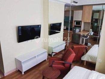 Disewakan Apartemen Menteng Park Studio Full Furnish Bagus