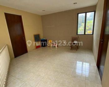 Rumah pasadena 2lt 4x12di cengkareng timur bagus nego