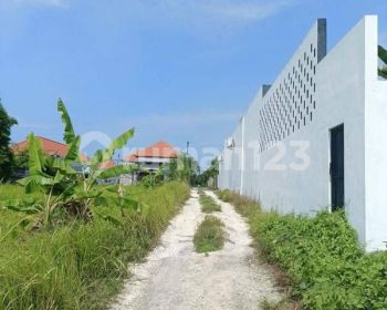 TANAH KOMERSIL UMALAS TEGAL CUPEK LINGKUNGAN VILLA