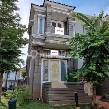 Rumah 2 Lantai Bagus di Gading Serpong Cluster Karelia Village