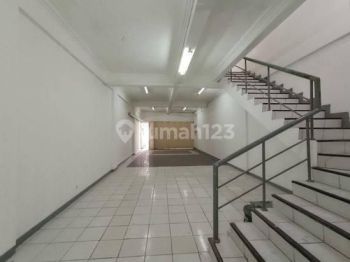 Ruko siap pakai di pusat kota Bandung