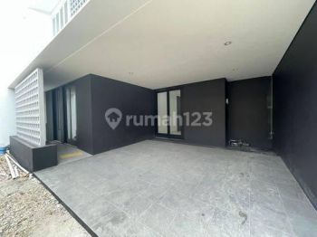 Rumah Bagus SHM, Akses Dekat kemana-mana di Jl. Caman Raya Utara, Jakasampurna,