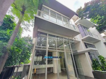 Townhouse Residence 28 Kedoya 216m2 Unit Pojok Privasi Tinggi