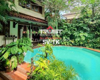 Rumah Mewah Mewah Design Italian Classic Petukangan Jakarta Selatan