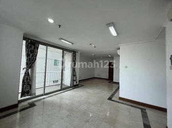 Dijual Unit 2 BR di Apartemen Bumimas Cilandak