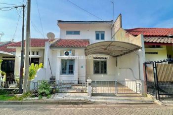 Sewa Rumah Puri Asri Pakuwon City 2 Lt Sudah Ada Canopy Dan 1 Ac