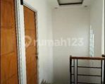 thumbnail-rumah-2-lantai-bagus-furnished-shm-di-jaka-setia-bekasi-10