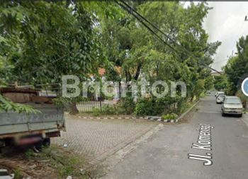 RUMAH HITUNG TANAH JL KAMPAR DEKAT INDRAGIRI