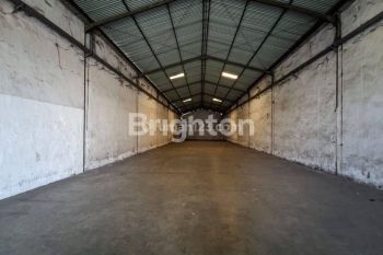 GUDANG MARGOMULYO PERMAI, ADA KANTOR + TOILET