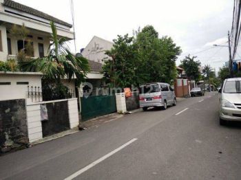 Rumah di Cluster The Akasia Serenity ciputat jombang