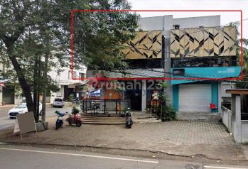 Ruko posisi hook sangat cocok utk bisnis resto/cafe / perkantoran krn lokasi