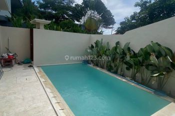 Rumah Semi Villa Sewa Bangunan Minimalis di Batan Celagi Dekat Canggu Area Yang