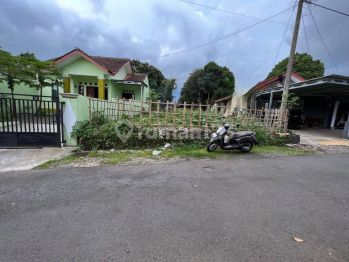 Tanah kosong nuansa perkampungan dekat pasar Tambaksogra Sumbang Banyumas