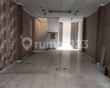 Ruko di Tengah Kota Jl Kalipah Apo Astana Anyar Dekat Kings Mall