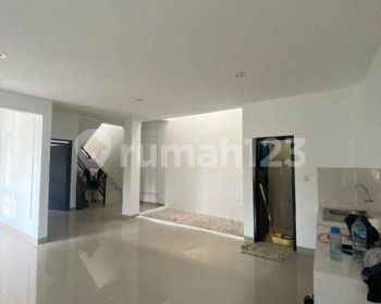 Jual Rumah Baru di Turangga Kota Sayap Buah Batu