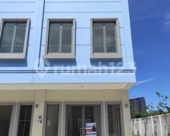 Disewakan Termurah Ruko Hoek Maggiore Grande