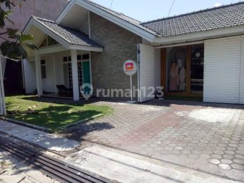 Disewakan Rumah di Mainroad Area Turangga Buahbatu  siap Huni 2 Lantai