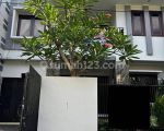 thumbnail-dijual-rumah-baru-renovasi-di-puri-indah-10x20-shm-unfurnish-1