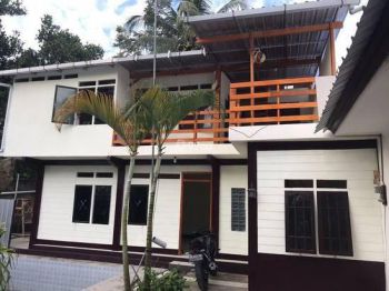 Rumah Villa di Pedesaan (Narmada, Lombok)