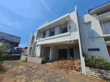 Villa di Pesanggrahan , Batu