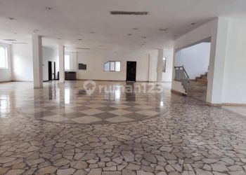 Sewa Gedung Bagus 4 Lantai Setiabudi Bandung