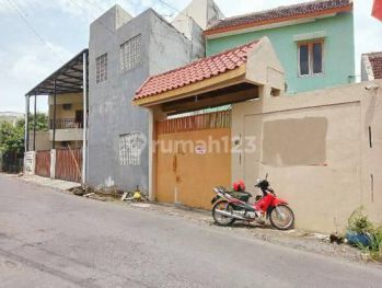 Disewakan ruang usaha siap pakai
Lokasi Baturan - Solo