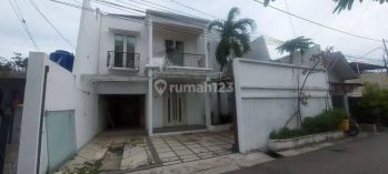 Rumah Bagus 2 Lantai Di Grogol Kebayoran Lama
