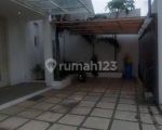 thumbnail-rumah-bagus-2-lantai-di-grogol-kebayoran-lama-1