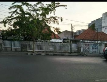 ruang usaha buat cafe kantor gudang dan resto