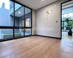 thumbnail-rumah-desain-industrial-modern-shm-di-bsd-versailles-residence-6