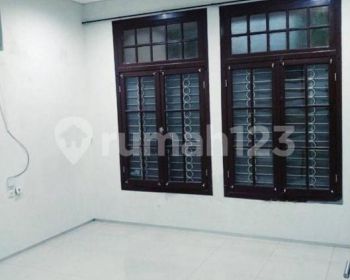 Rumah Minimalis di Sayap Jalan Sunda Cocok Untuk Ruang Usaha