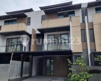 Siap Huni Rumah The Zora Cluster Kiyomi Bsd City