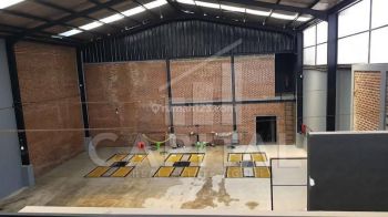 Disewakan Ruang Usaha 1,5 Lantai Carwash di Gatsu, Bandung